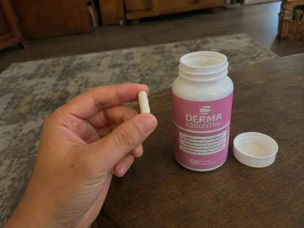 derma essential capusle