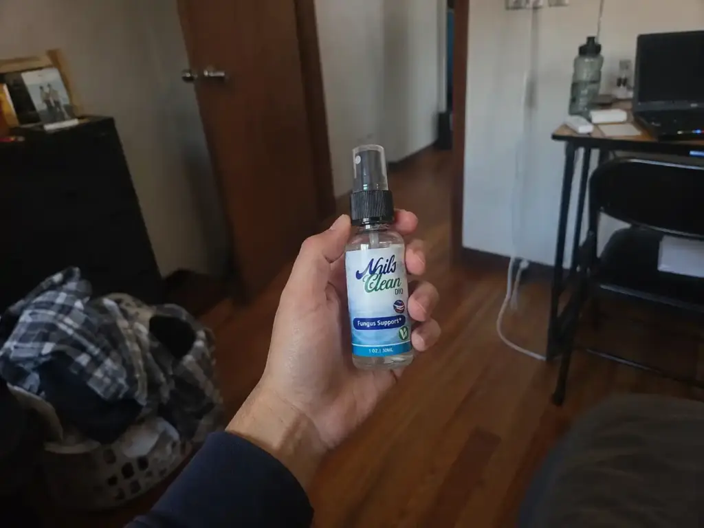 NailsCleanPro handheld